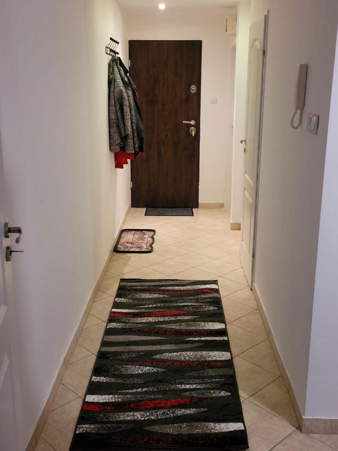 Apartament Leon Walbrzych Bagian luar foto