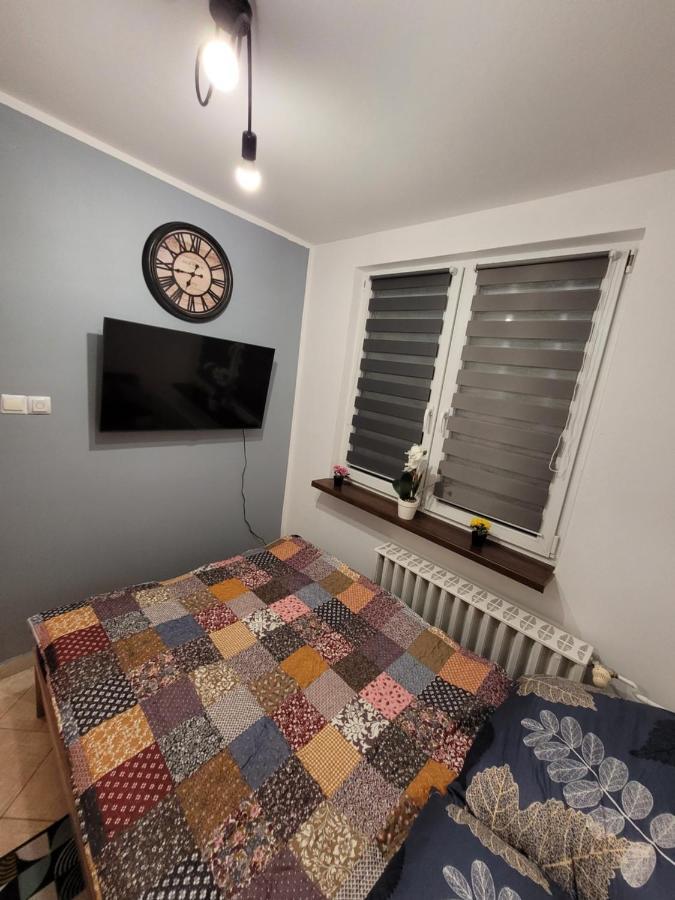 Apartament Leon Walbrzych Bagian luar foto